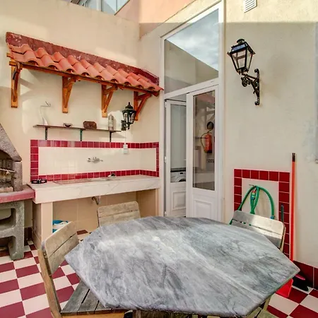 Graca Terrace Apartment